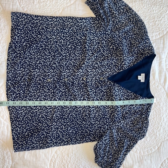 J Crew Factory V-Neck Puff Sleeve Blouse in Antique Navy - Picture 4 of 8